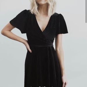 Velvet ribbed black plus size maxi dress